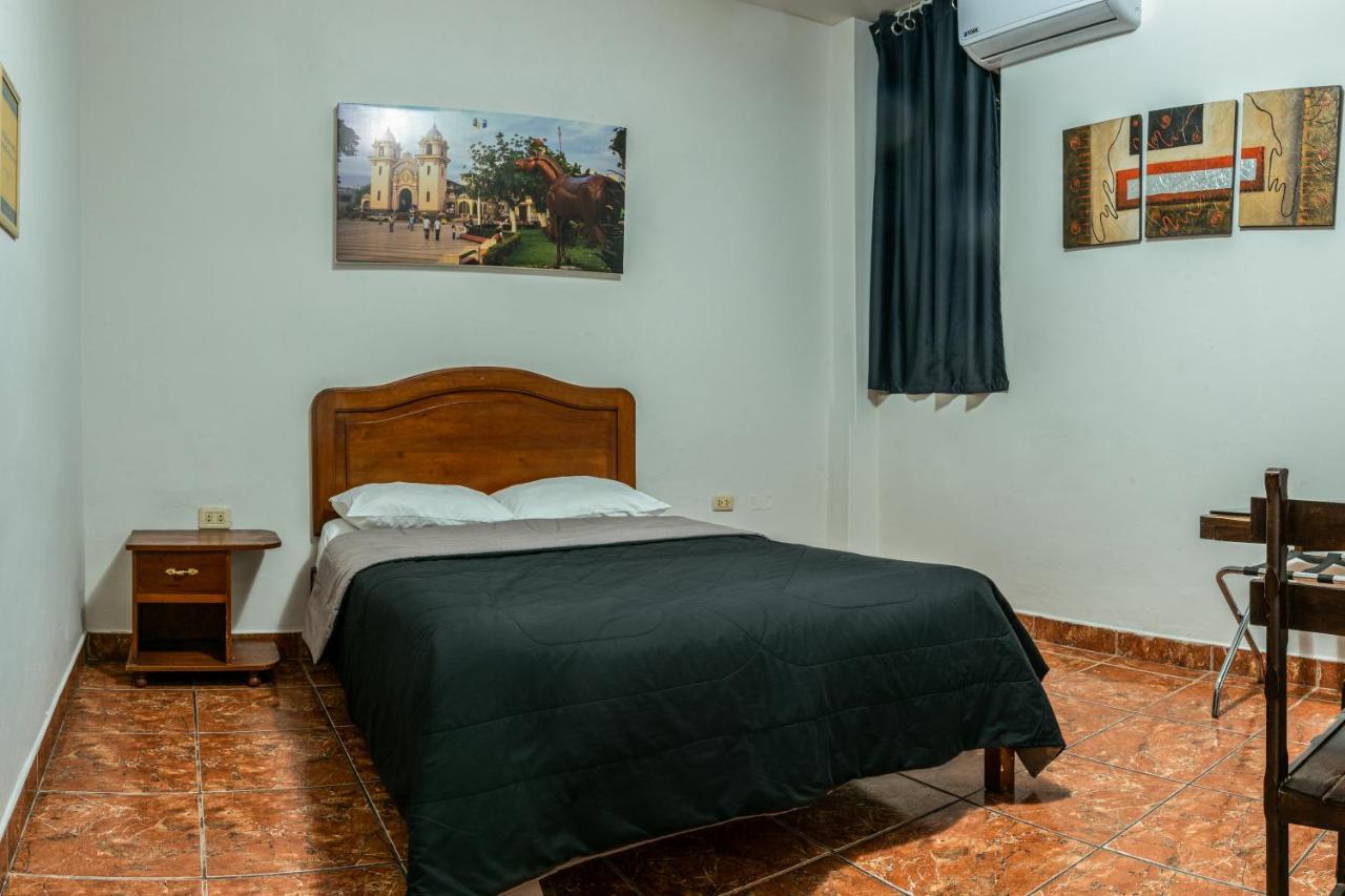 Hospedaje Gran Imperial Tumbes Dış mekan fotoğraf