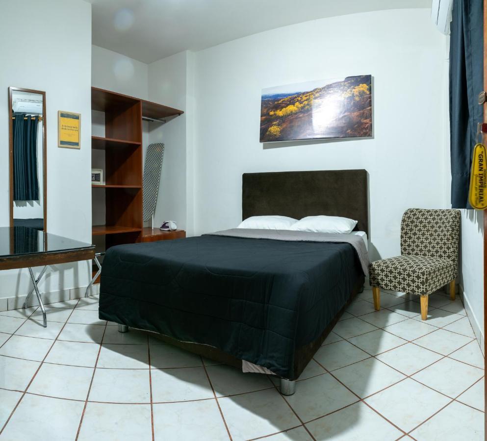 Hospedaje Gran Imperial Tumbes Dış mekan fotoğraf
